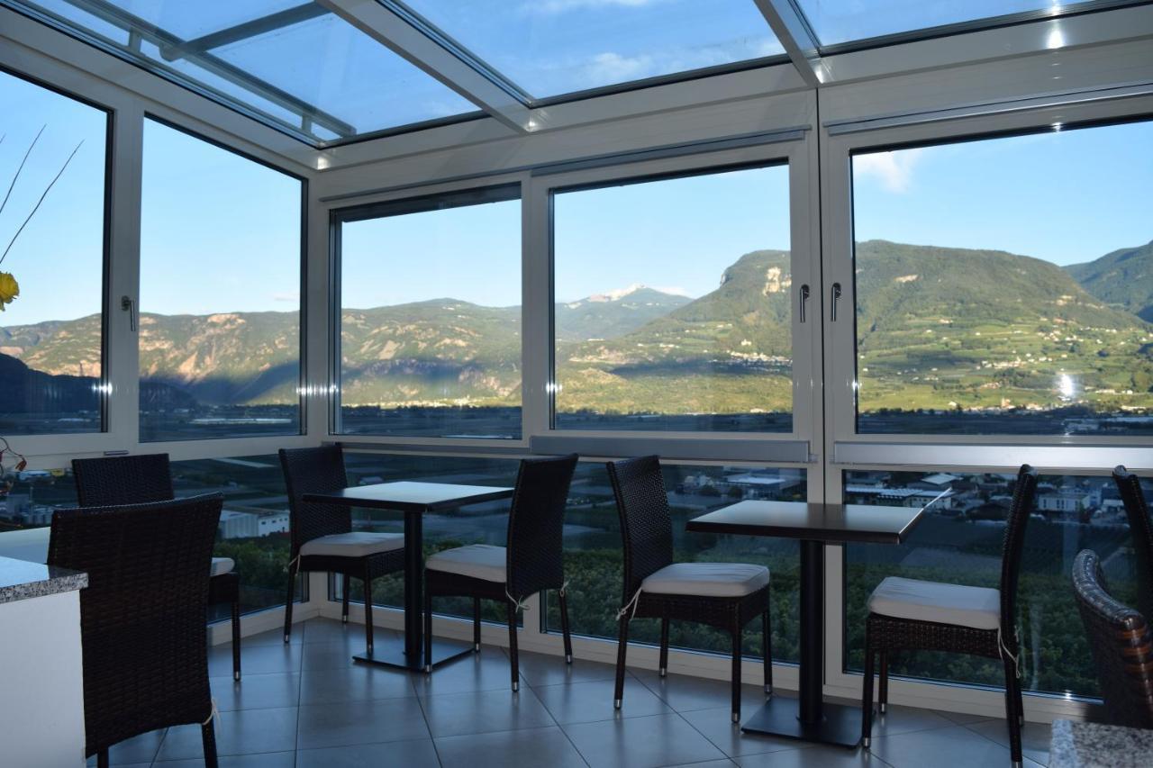 Garni Hotel Ritterhof Termeno Bagian luar foto