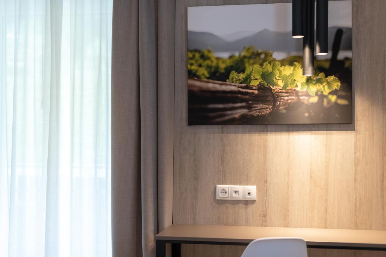 Garni Hotel Ritterhof Termeno Bagian luar foto
